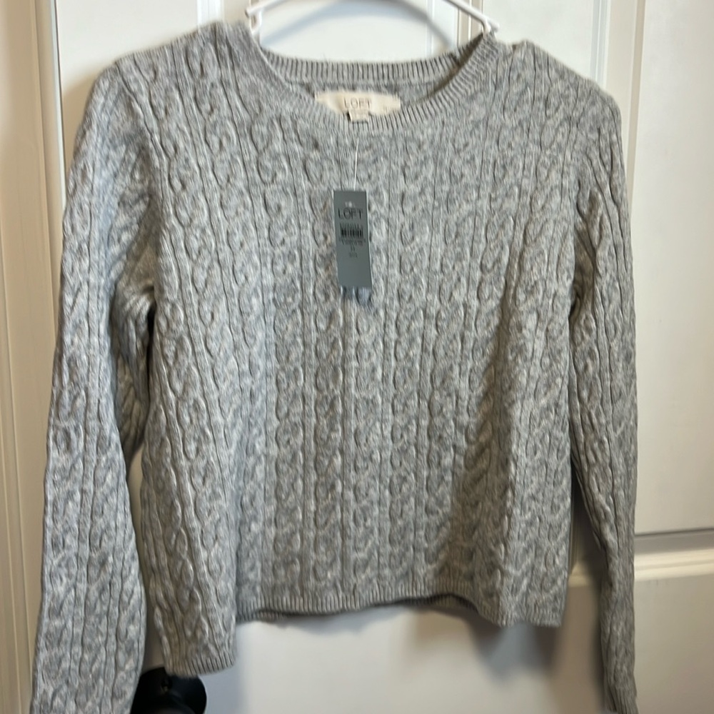 LOFT light gray Cable Knit Sweater NWT medium petite